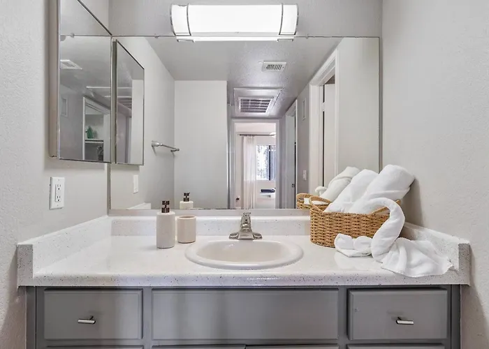 Quiet 1br By Asu, Hot Tb, Pool, King Bed, Wd Tempe