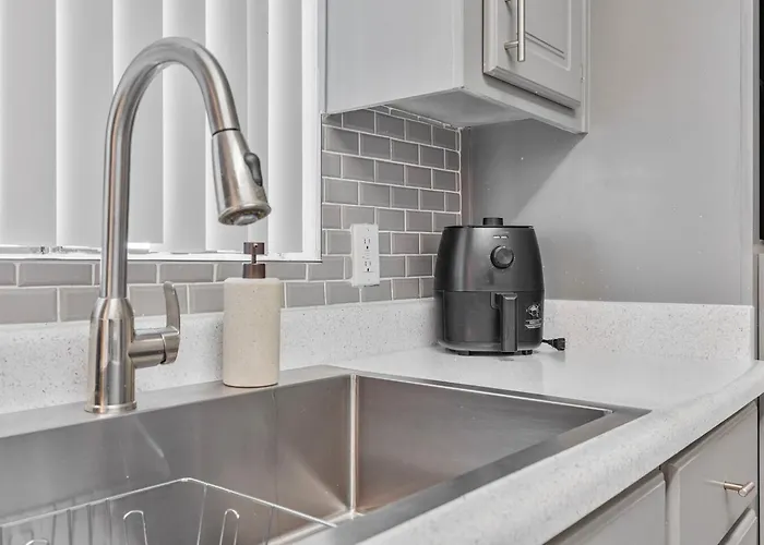 Quiet 1br By Asu, Hot Tb, Pool, King Bed, Wd Apartment Tempe