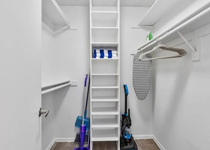 Apartment Quiet 1br By Asu, Hot Tb, Pool, King Bed, Wd